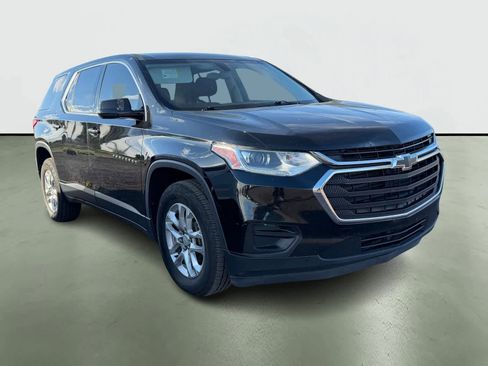 Used 2019 Chevrolet Traverse LS image 5
