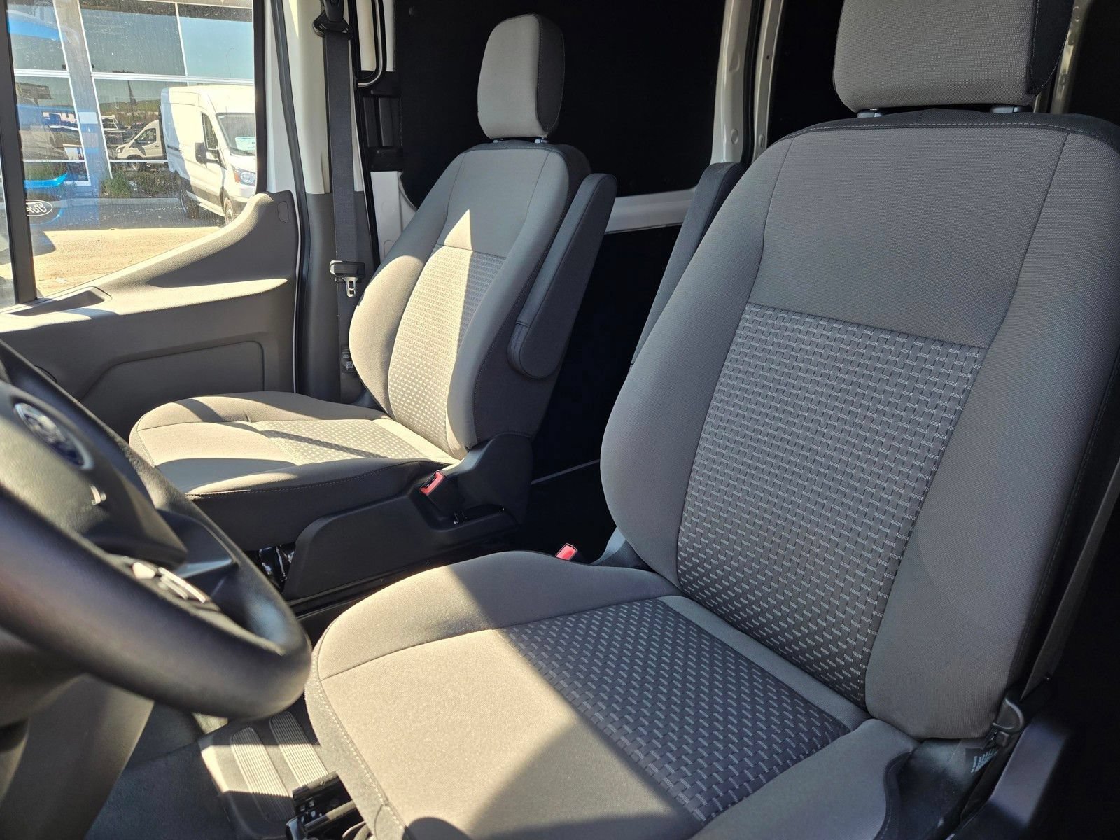 New 2026 Ford Transit 250 148 Medium Roof RWD image 9