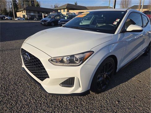 Used 2019 Hyundai Veloster Turbo R-Spec image 5