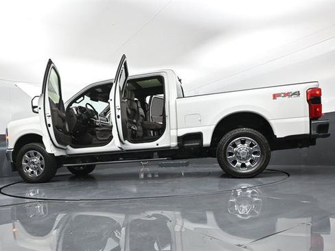 Certified 2024 Ford F250 King Ranch w/ Chrome Package AWD/4WD image 57
