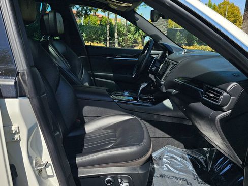 Used 2023 Maserati Levante Modena image 29