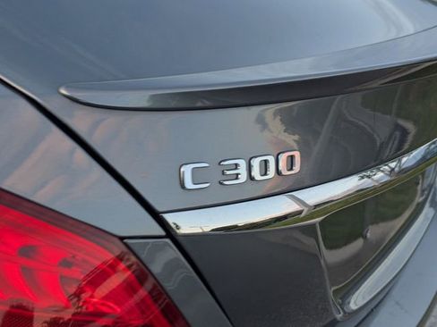 Used 2018 Mercedes-Benz C 300 Sedan image 10