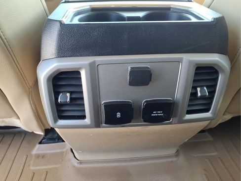 Used 2021 Ford F450 Lariat w/ Lariat Ultimate Package AWD/4WD image 15