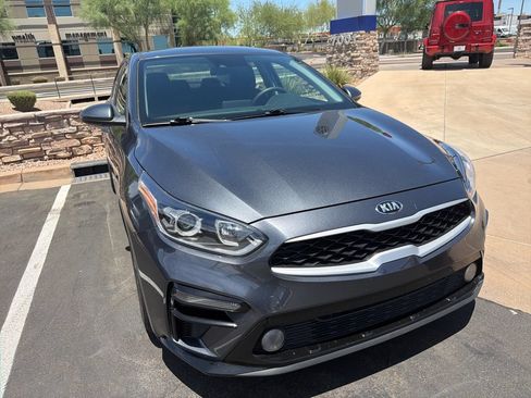 Used 2021 Kia Forte LXS FWD image 6