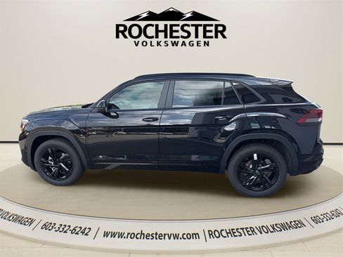 New 2026 Volkswagen Atlas Cross Sport SEL R-Line image 5