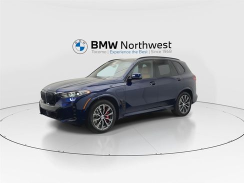 New 2026 BMW X5 xDrive50e w/ Executive Package AWD/4WD image 9