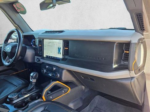 Used 2023 Ford Bronco Badlands w/ Sasquatch Package AWD/4WD image 20