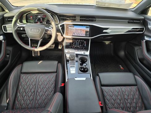 Used 2025 Audi S6 Prestige image 11