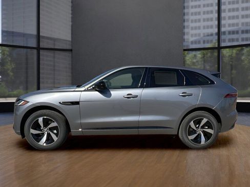 Used 2025 Jaguar F-PACE R-Dynamic S image 11