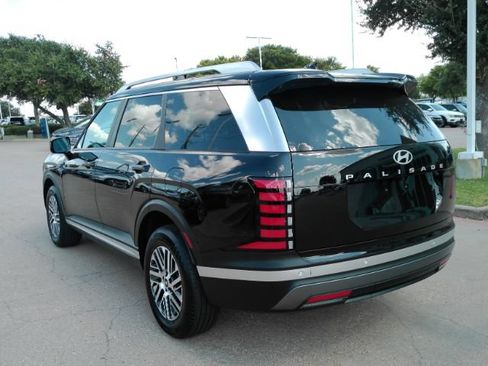 Used 2026 Hyundai Palisade SEL FWD image 13