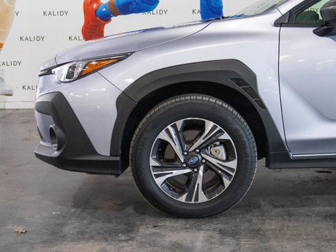 Used 2024 Subaru Crosstrek 2.0i Premium image 16