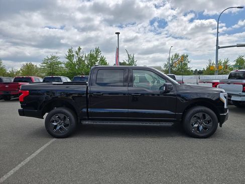 New 2025 Ford F150 Lightning Flash AWD/4WD image 6