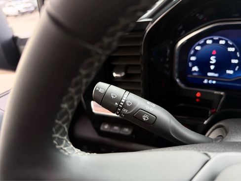 Used 2025 Chevrolet Silverado 2500 High Country w/ Technology Package image 25