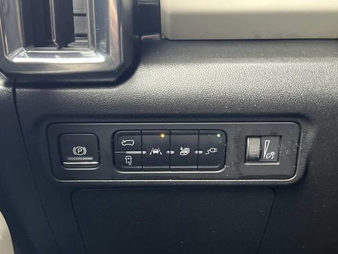 Used 2026 GMC Hummer EV SUV AWD/4WD image 28