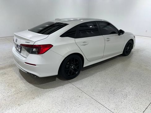 Used 2023 Honda Civic Sport image 5