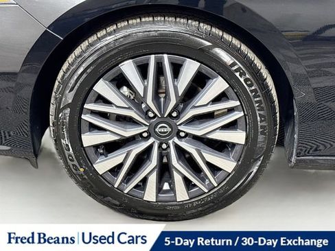 Used 2024 Nissan Altima 2.5 SV image 30