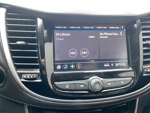 Used 2021 Chevrolet Trax LT w/ Driver Confidence Package image 22