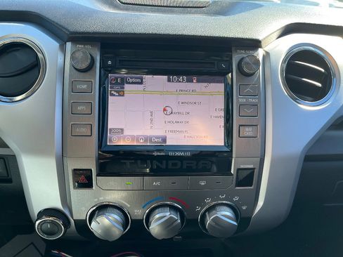 Used 2015 Toyota Tundra SR5 image 15