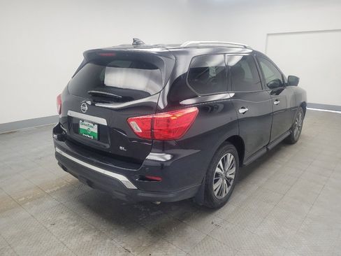 Used 2019 Nissan Pathfinder SL image 9