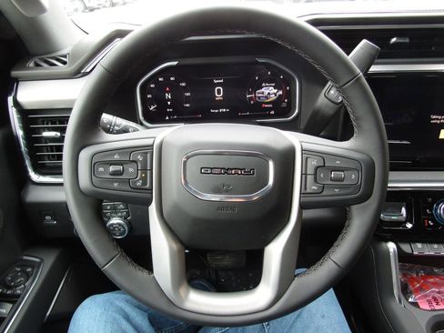 New 2026 GMC Sierra 3500 Denali w/ Denali Reserve Package image 33