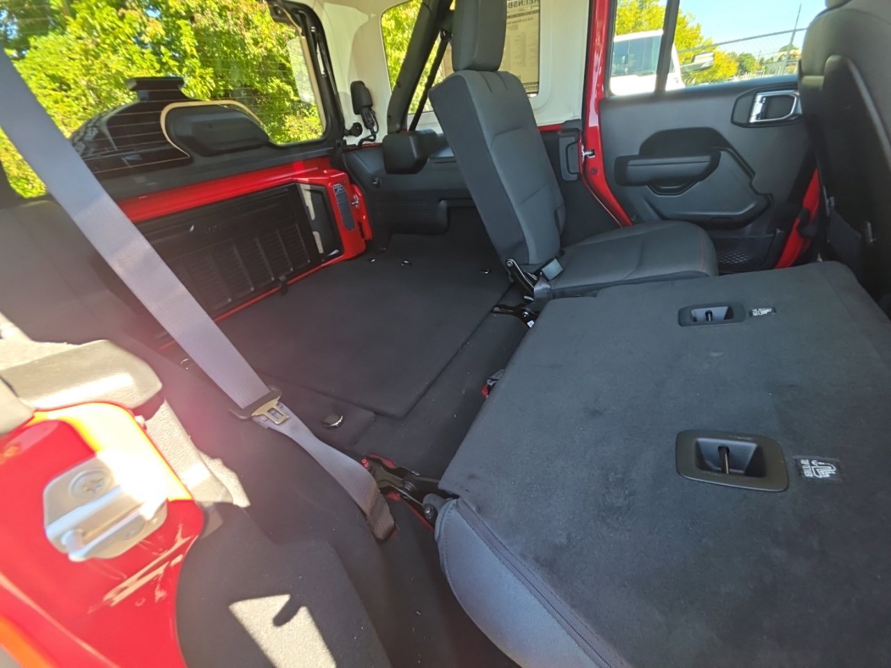 Used 2026 Jeep Wrangler Unlimited Rubicon AWD/4WD image 28