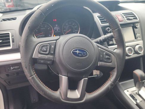 Used 2016 Subaru Crosstrek 2.0i Premium AWD/4WD image 12