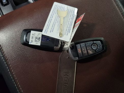 Used 2023 Ford F150 Lariat w/ Equipment Group 502A High image 18