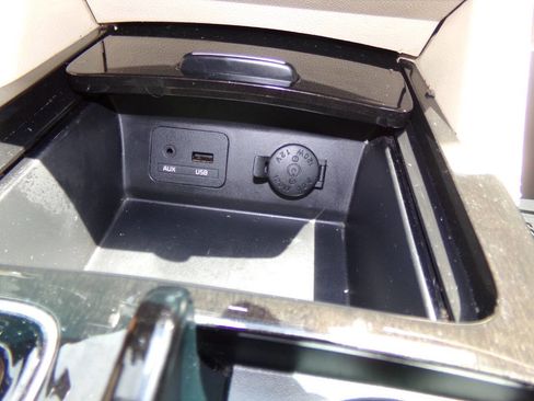 Used 2015 Kia Cadenza Premium w/ Luxury Package image 64