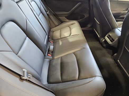 Used 2023 Tesla Model 3 Standard Range RWD image 9