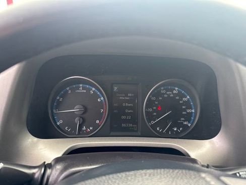Used 2018 Toyota RAV4 XLE w/ Plus Extra Value Package AWD/4WD image 22