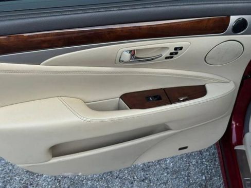 Used 2013 Lexus LS 460 L w/ Ultra Luxury Pkg AWD/4WD image 17