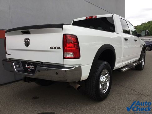 Used 2015 RAM 3500 Tradesman w/ Chrome Appearance Group image 10