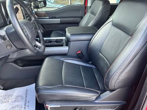 Used 2024 Ford F250 Lariat w/ Black Appearance Package image 4