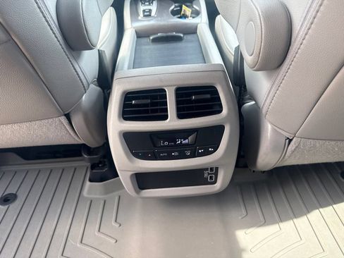 Used 2021 Honda Pilot Special Edition image 24