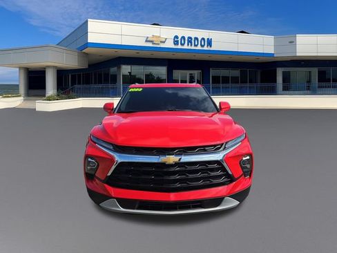 Used 2023 Chevrolet Blazer LT w/ Convenience Package FWD image 9