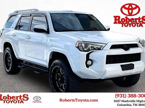 Used 2016 Toyota 4Runner SR5 AWD/4WD image 1