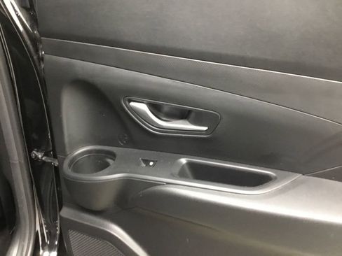 Used 2025 Hyundai Santa Cruz SEL image 16