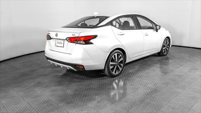 Used 2022 Nissan Versa SR FWD image 8