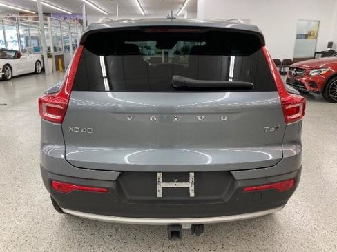 Used 2019 Volvo XC40 T5 Momentum AWD/4WD image 6