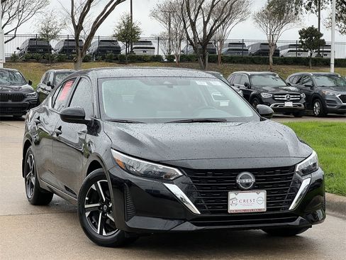 Certified 2025 Nissan Sentra SV image 2