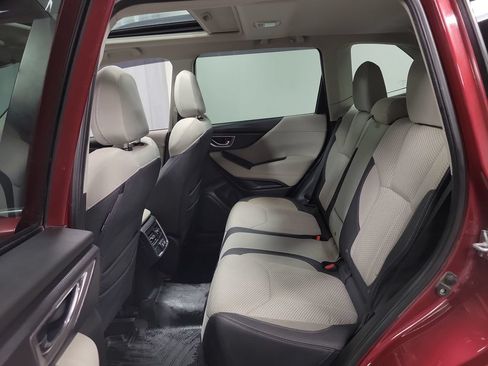 Used 2024 Subaru Forester Premium AWD/4WD image 26