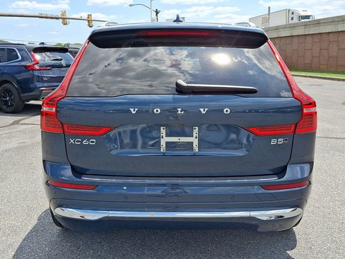 Used 2023 Volvo XC60 B5 Plus w/ Climate Package AWD/4WD image 5