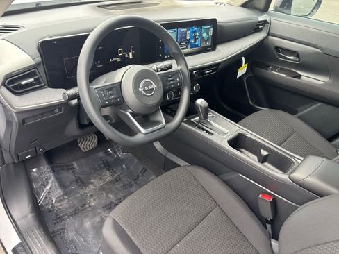 New 2026 Nissan Kicks S image 2