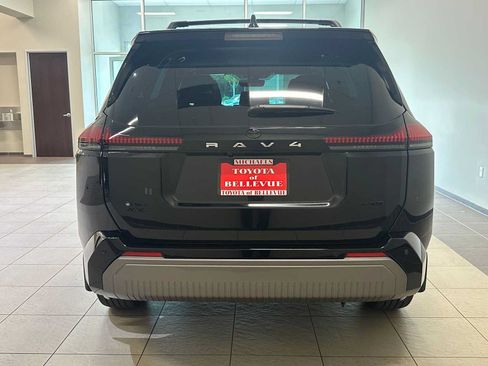 Used 2026 Toyota RAV4 XSE w/ Weather Package AWD/4WD image 5