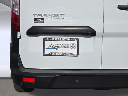 Used 2022 Ford Transit Connect XL image 19