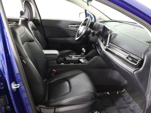 Used 2023 Kia Sportage EX FWD image 29