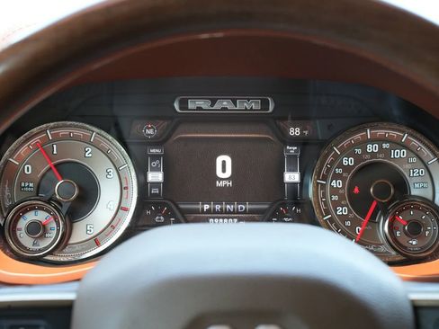 Used 2021 RAM 3500 Limited AWD/4WD image 9