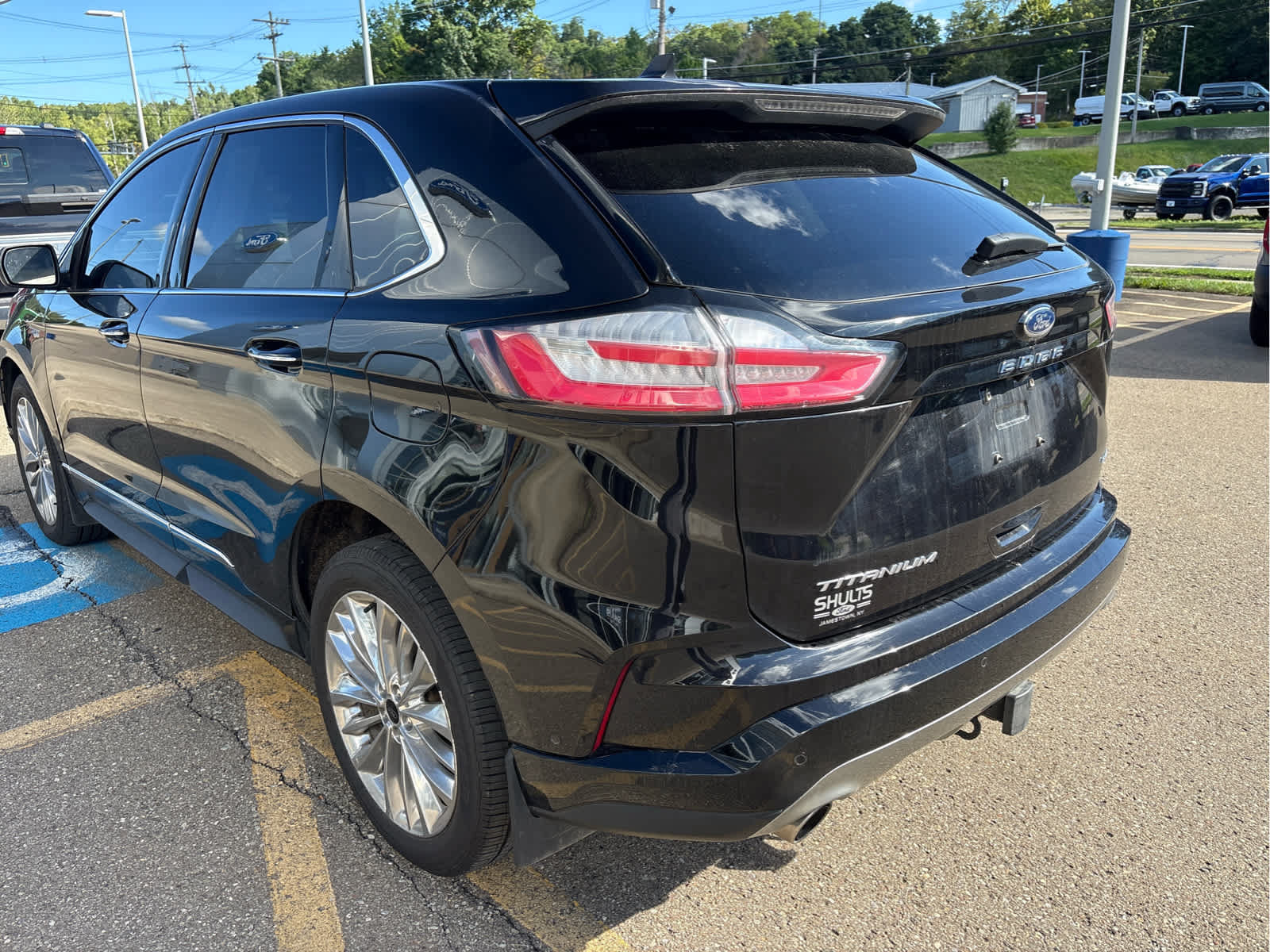 Used 2024 Ford Edge Titanium w/ Titanium Elite Package AWD/4WD image 3