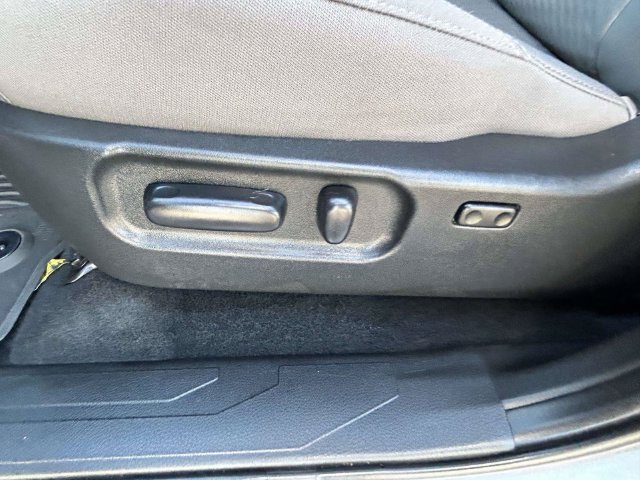 Used 2023 Toyota Tacoma SR5 w/ Technology Package AWD/4WD image 19