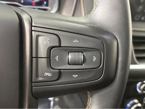 Used 2024 GMC Yukon AT4 image 28